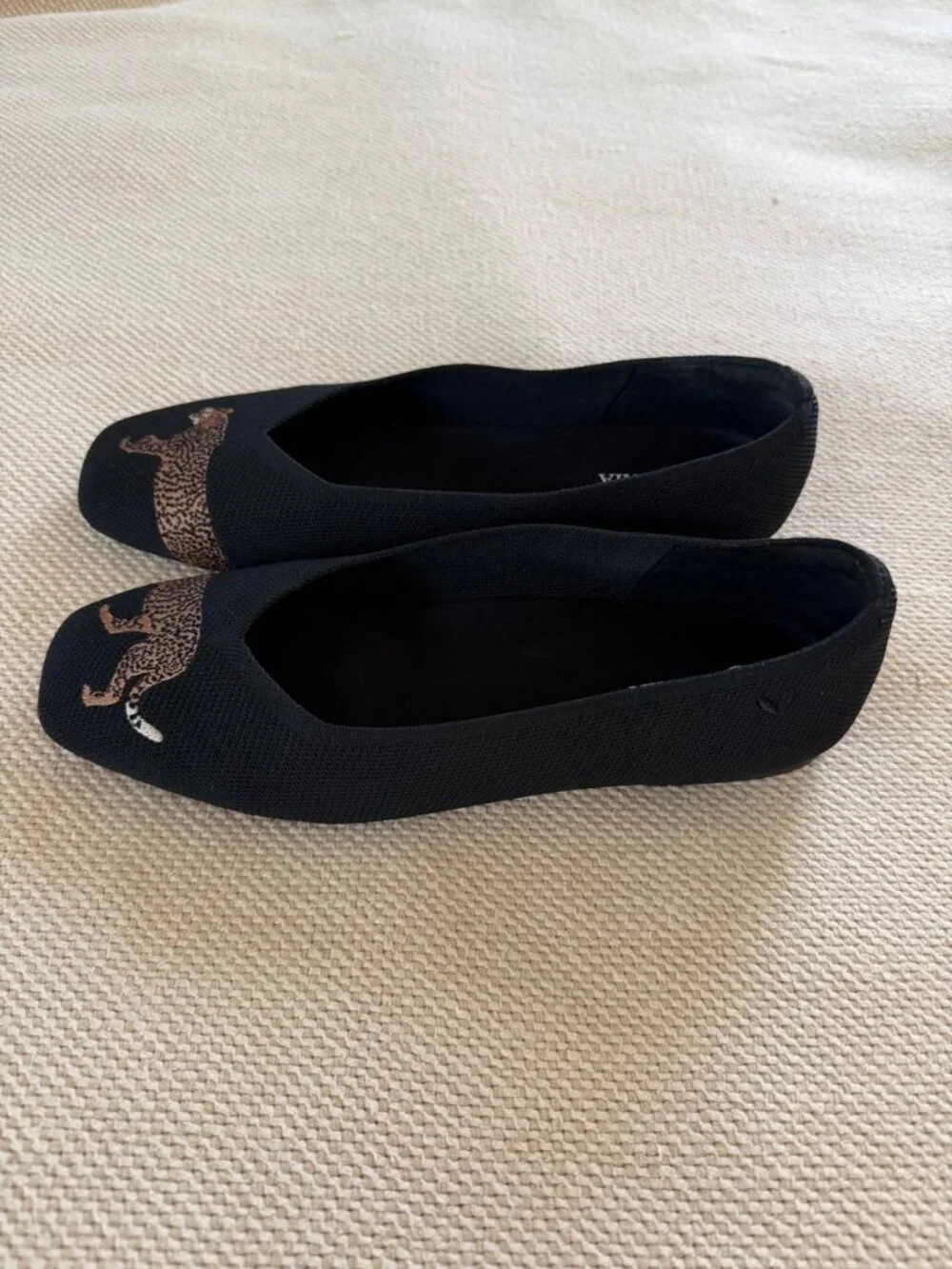 Vivaia Black Leopard Embroidered Knit Flats Women’s Slip-On Shoes - Picture 6 of 9